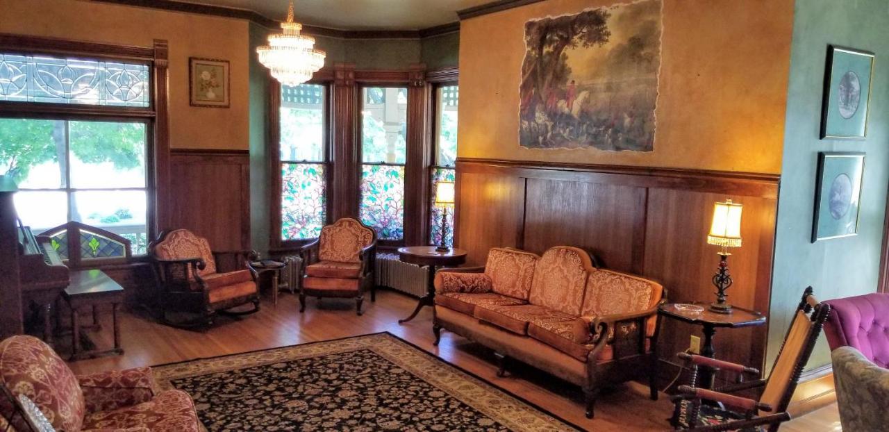 Historic Victorian Inn 苏瀑 外观 照片